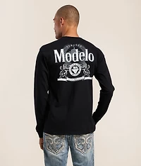 Modelo Classic T-Shirt