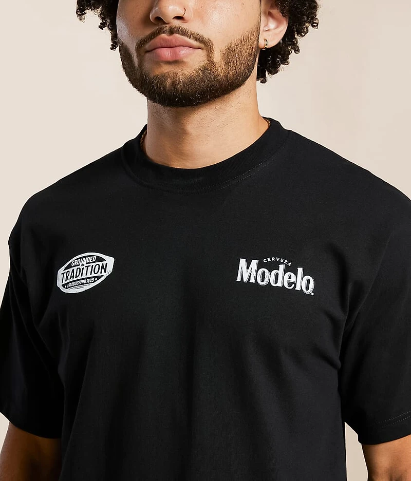Modelo Tradition T-Shirt