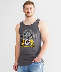 Modelo Tank Top