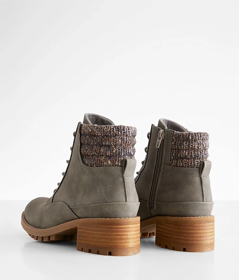 B-52 Heeled Ankle Boot