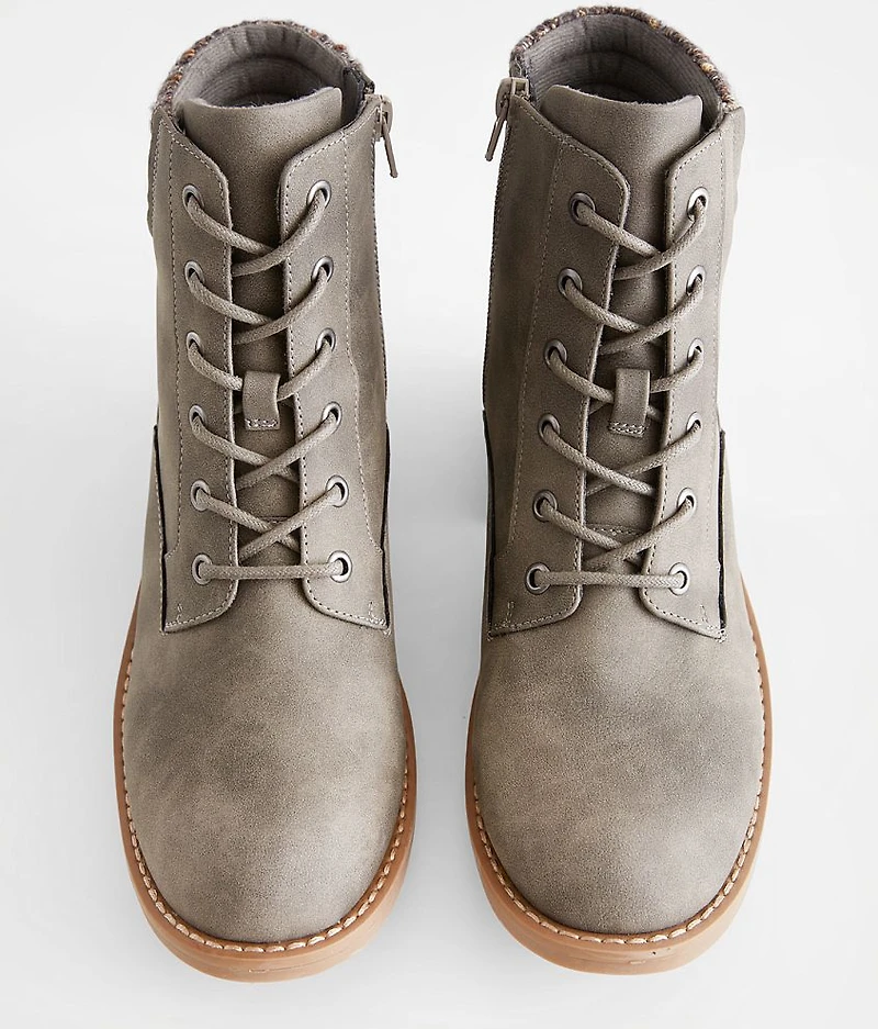 B-52 Heeled Ankle Boot