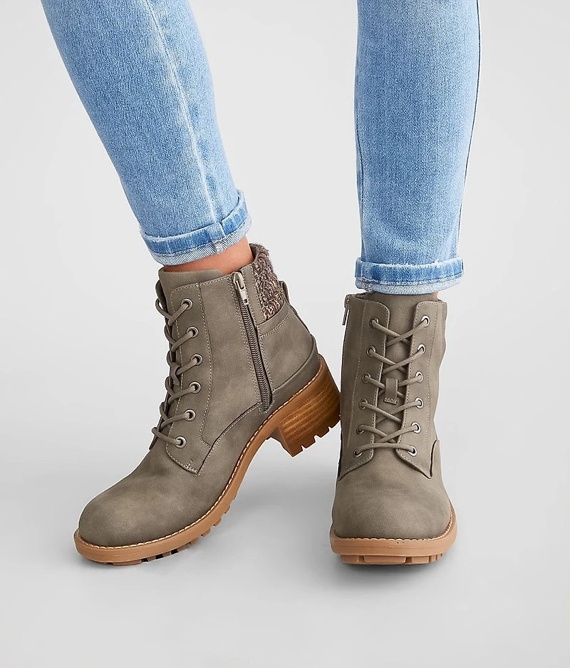 B-52 Heeled Ankle Boot