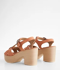B-52 Strappy Heeled Sandal