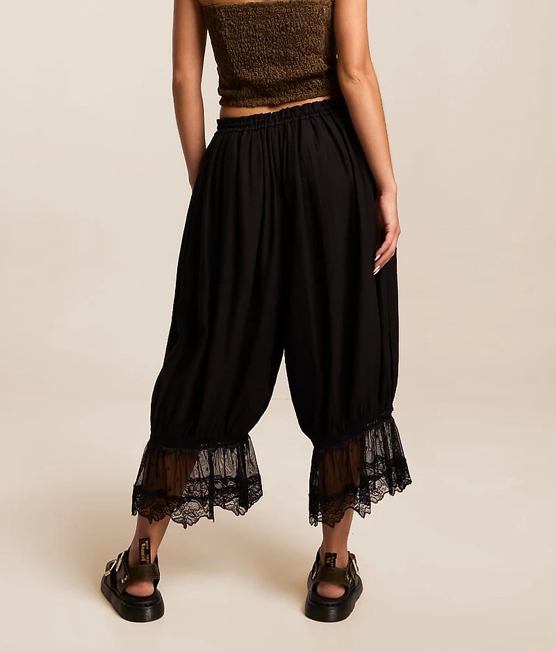 Cropped Lace Balloon Pant