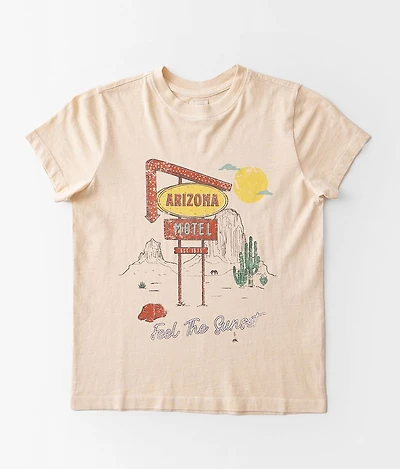 Girls - Arizona Motel T-Shirt