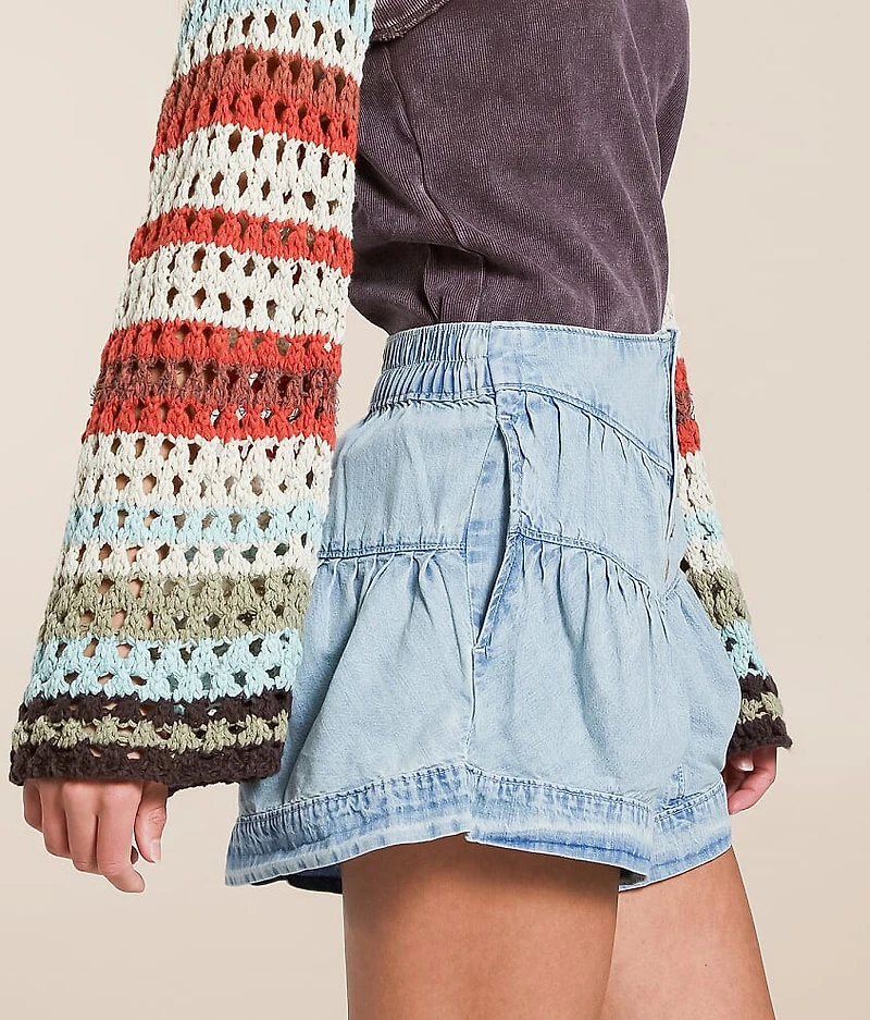 Fleur Pleated Denim Short