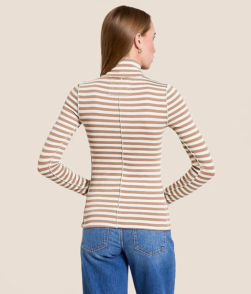 Good Turtleneck Top