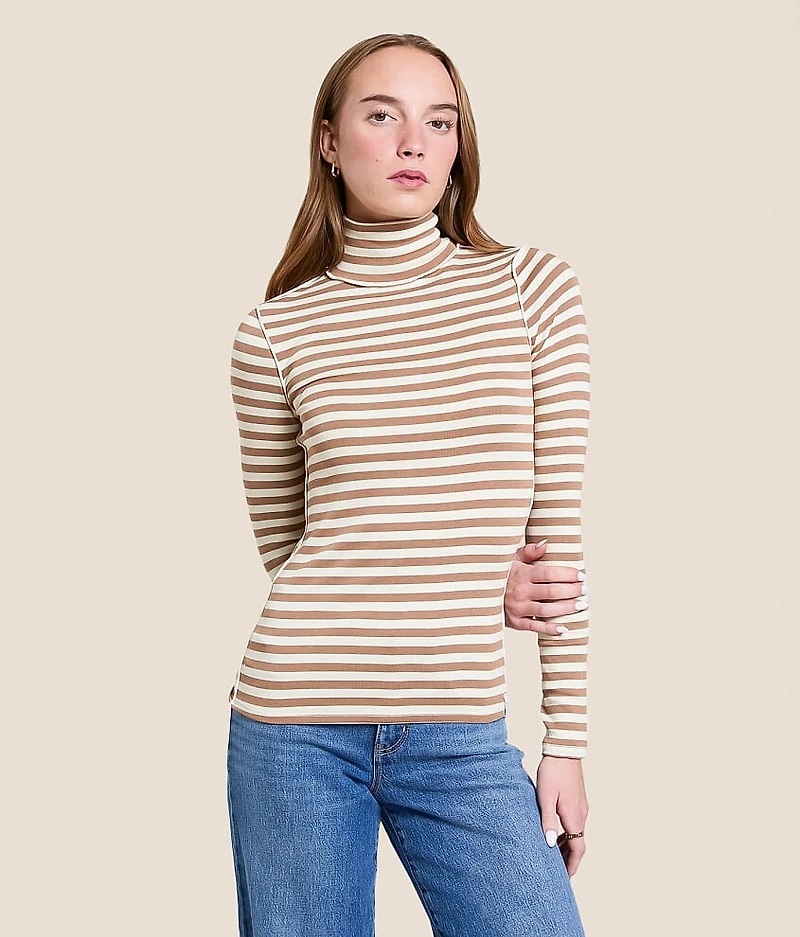 Good Turtleneck Top
