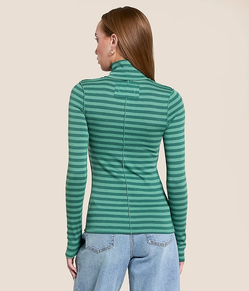 Good Turtleneck Top
