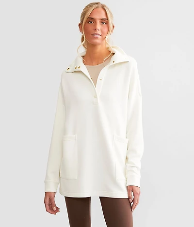 Meredith Longline Henley Pullover