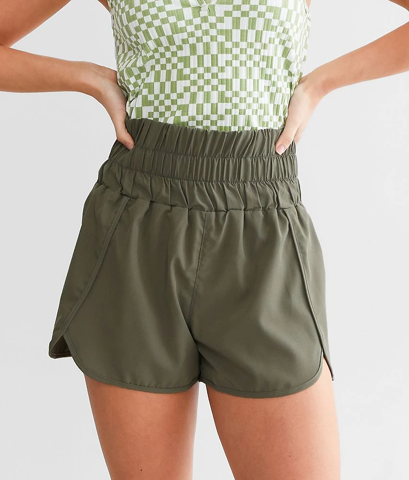 Active Stretch Short
