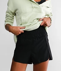 Active Stretch Short