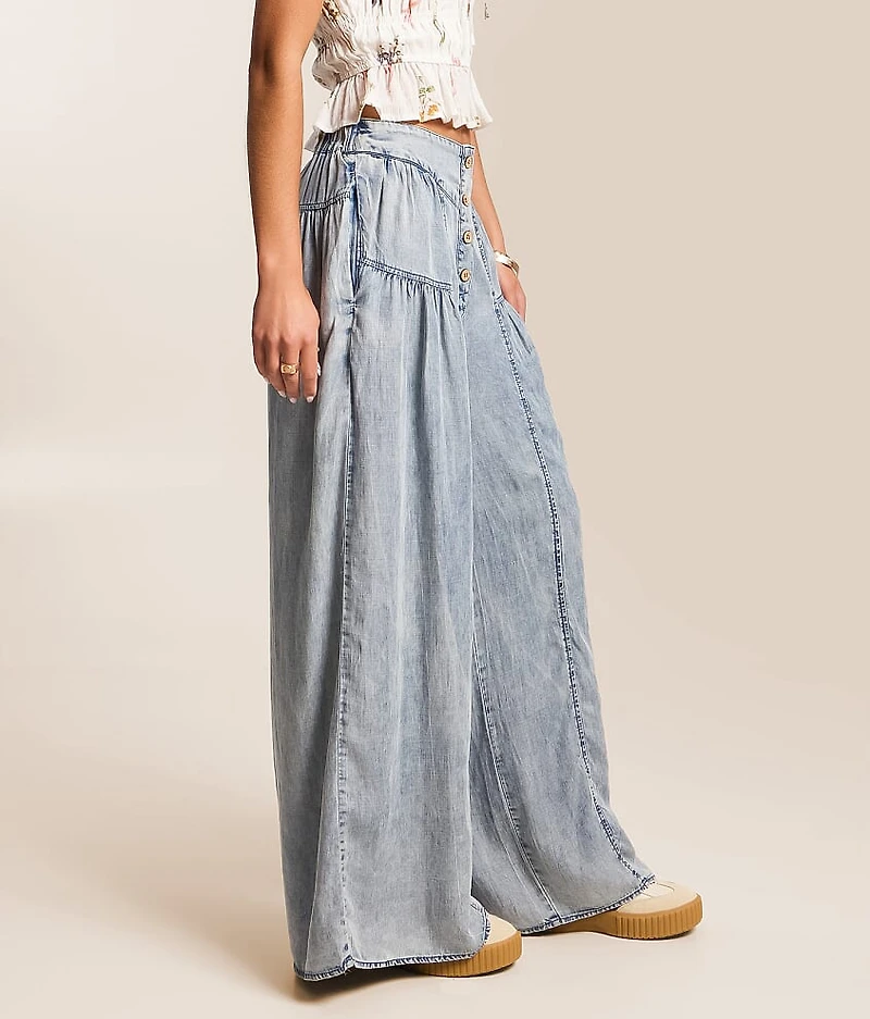 High Rise Wide Leg Jean