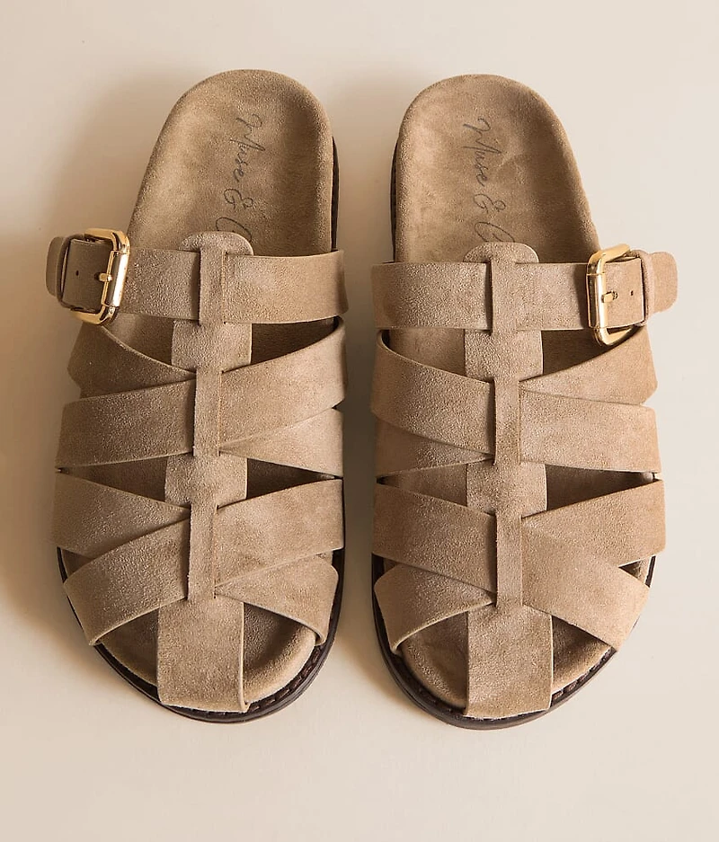 Fisherman Clog Sandal