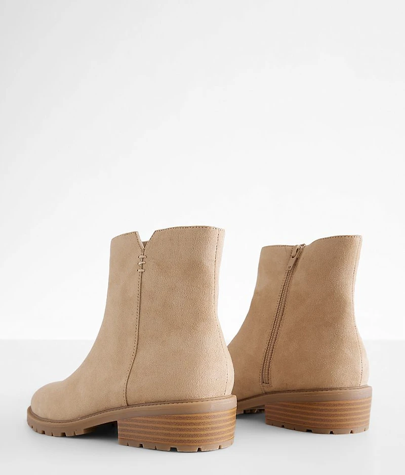 Grand Ankle Boot
