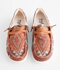 Aaliyah Shoe