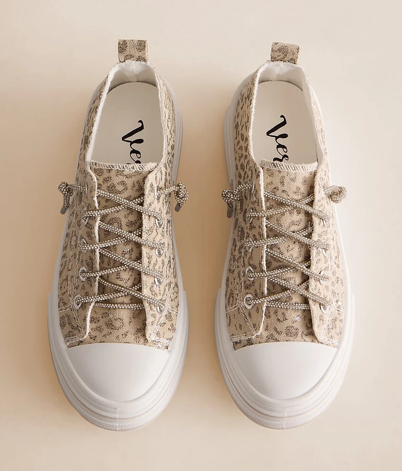 Aman Safari Sneaker