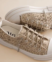 Aman Safari Sneaker
