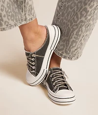 Aman Slip-On Mule Sneaker