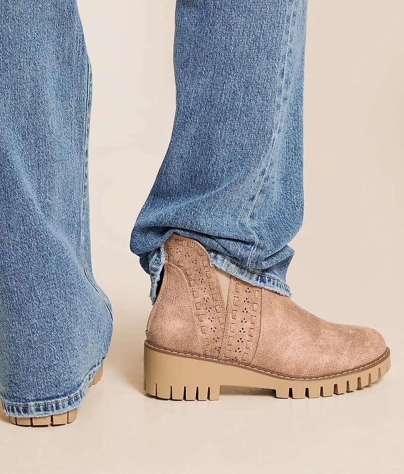 Aryana Ankle Boot