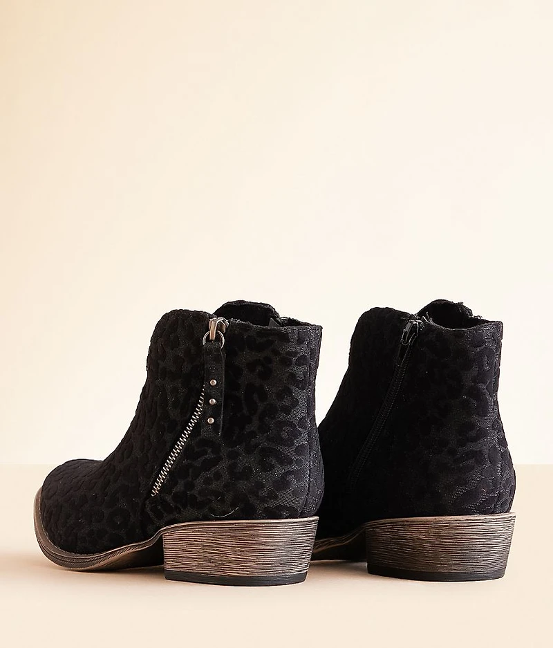 Charming Leopard Ankle Boot