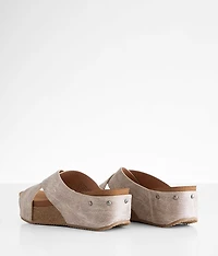 Hero Platform Sandal