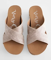 Hero Platform Sandal