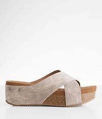 Hero Platform Sandal