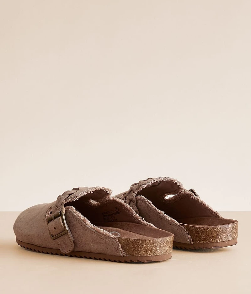 Iris Braided Strap Mule Shoe