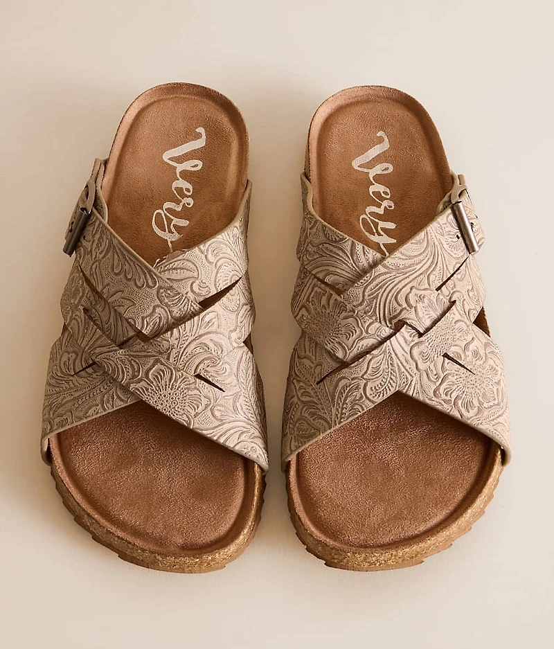 Jayda Tooled Sandal