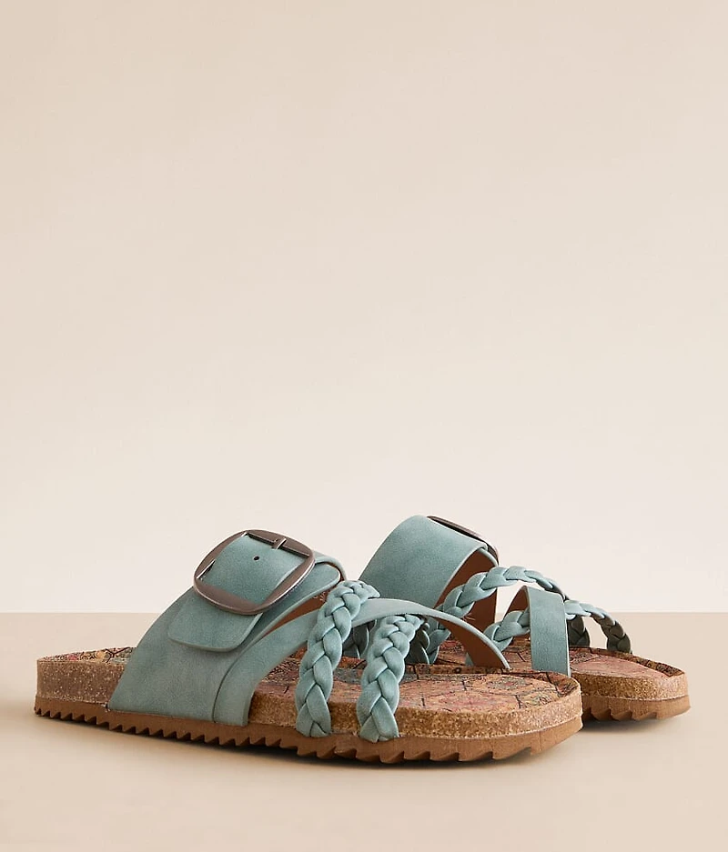 Nora Strappy Sandal