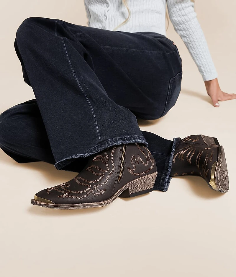 Tazz Western Ankle Boot