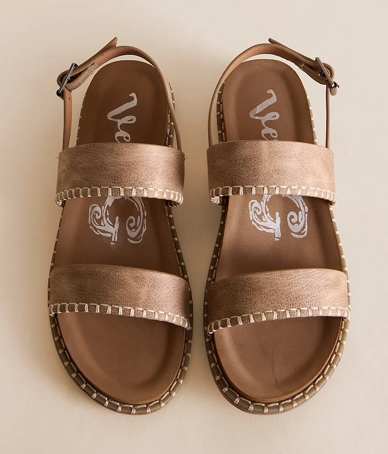 Yara Embroidered Sandal