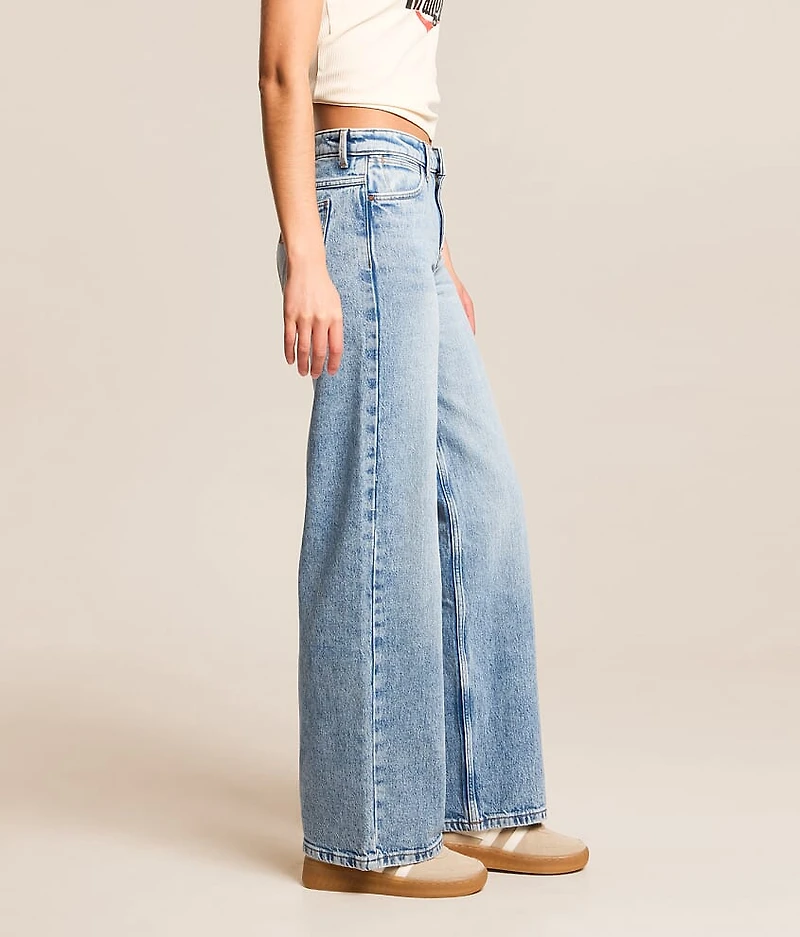 Mid-Rise Loose Straight Stretch Jean
