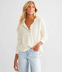 Lola Henley
