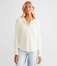 Lola Henley