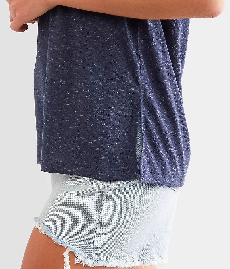 Ari T-Shirt