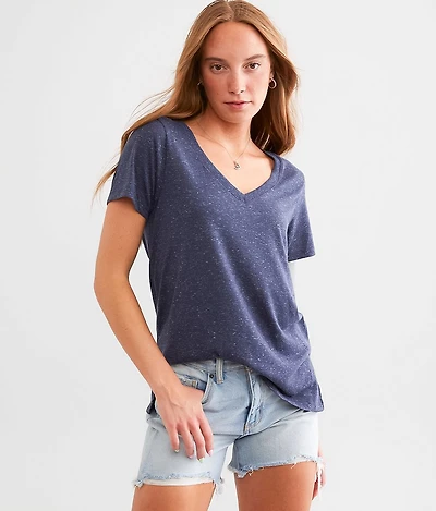 Ari T-Shirt