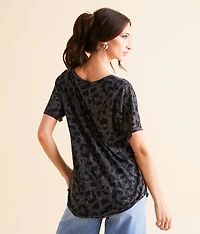 Clara Cheetah T-Shirt