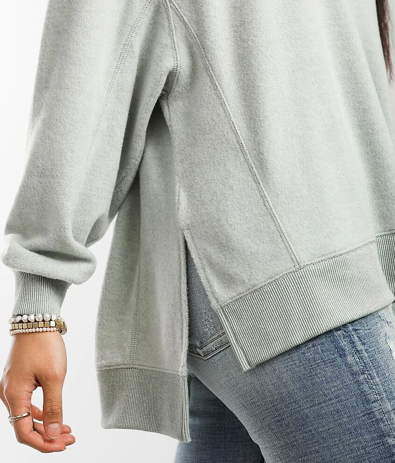 Modern Weekender Pullover
