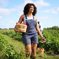 Women's Heirloom Gardening 7" Short Overalls