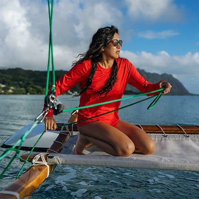 Women's AKHG U.P. Stream Shirt