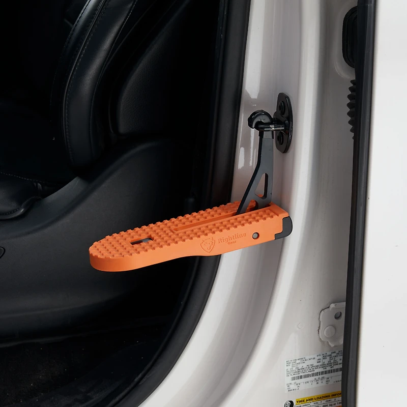 Moki Ascent Folding Vehicle Door Step