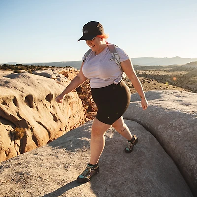 Women's Plus AKHG Trail Tech 9" Shorts