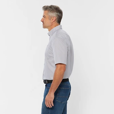 Men's Magnet Front Wrinklefighter Relaxed Fit Shirt