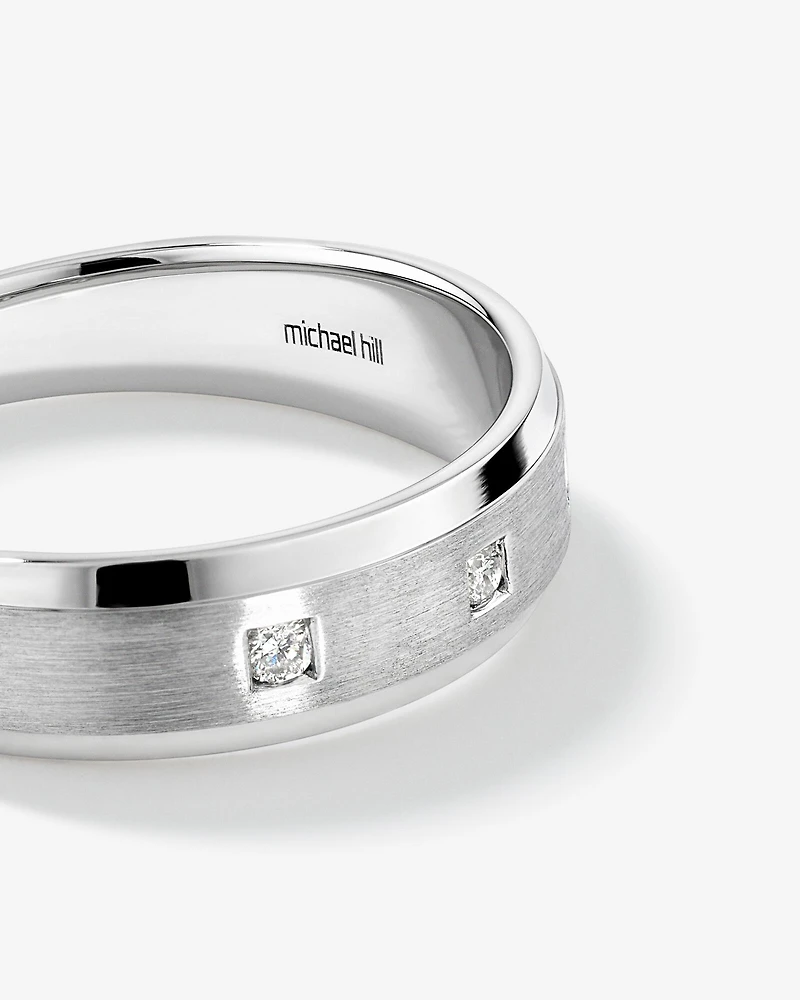 Carat TW Round Brilliant Bevelled Edge Men's Ring in Platinum