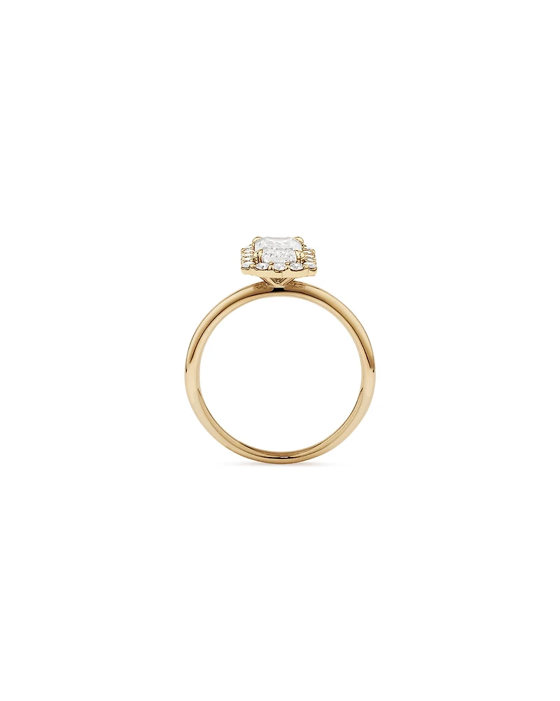 Bague De Fiançailles Halo En Diamant De Laboratoire Taille Émeraude De 1,46 Carat Poids Total En Or Jaune Et Blanc 14 Carats