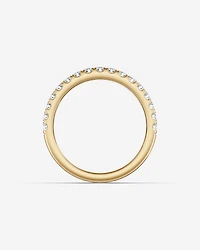 Alliance en or blanc 14 K avec diamants totalisant 0,50 ct