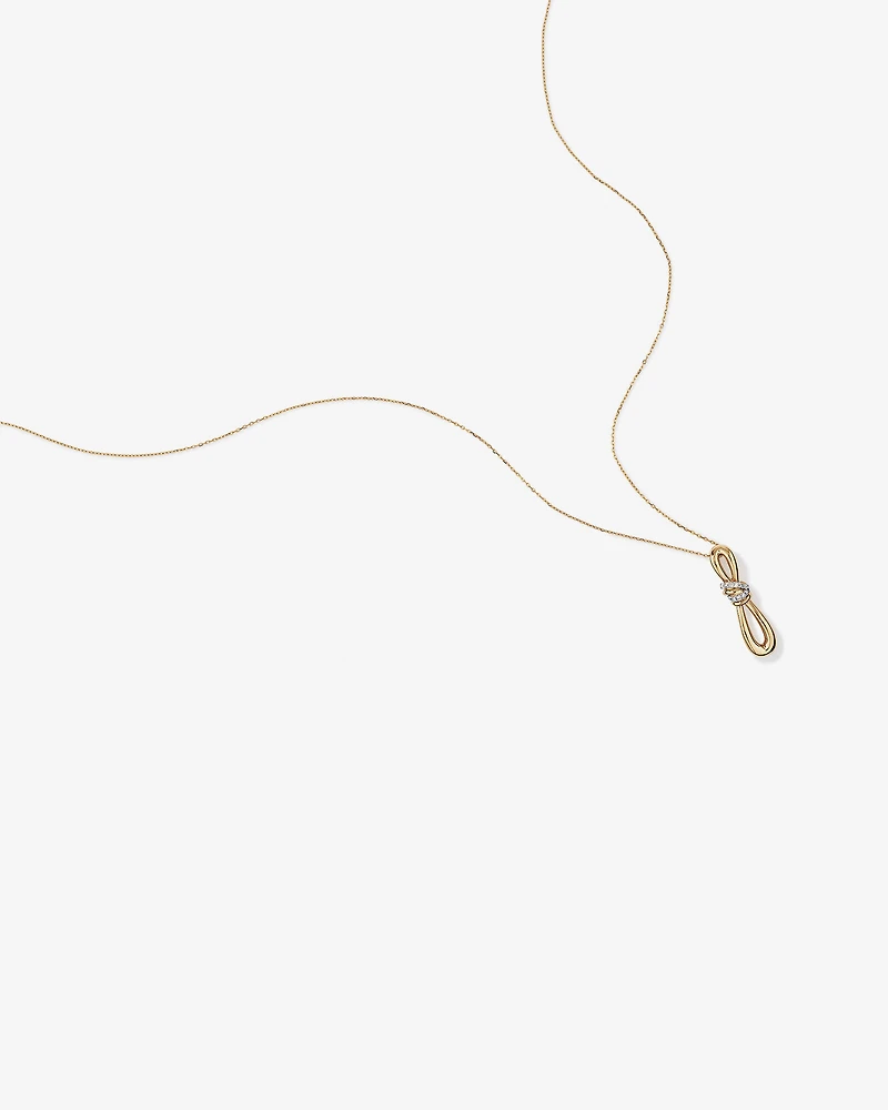 Pendentif à nœuds de diamants TW de 0,07 carat en or jaune 10 carats