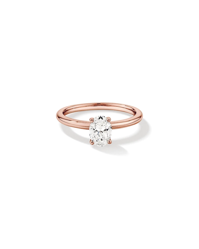 0,70 Carat Poids Total Bague De Fiançailles Solitaire En Diamant De Laboratoire Ovale En Or Blanc 14 Carats